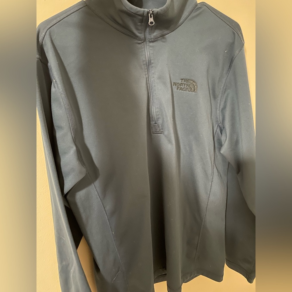 North Face Xtra Large quarter zip pullover